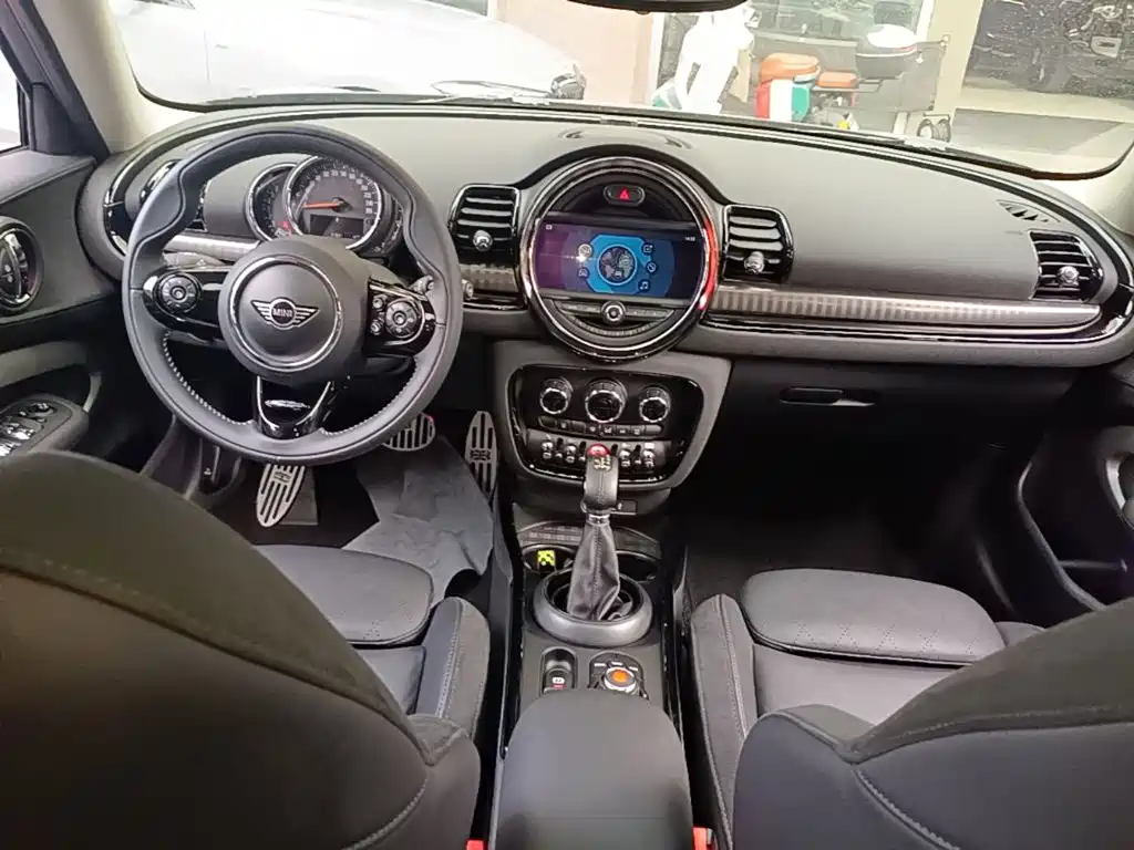 MINI Mini Clubman — миниатюра 10