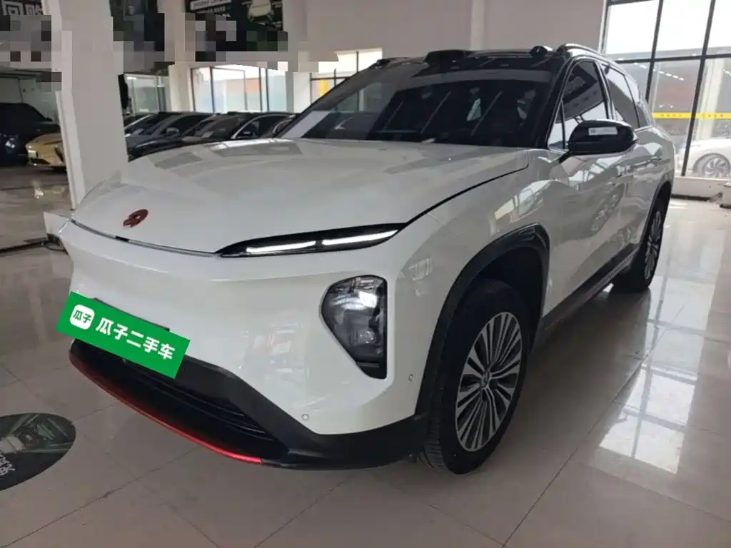 NIO ES7