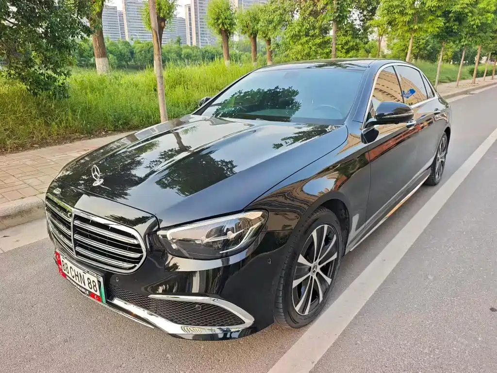 Mercedes-Benz E-Class E 2023 E 350 e L Sport