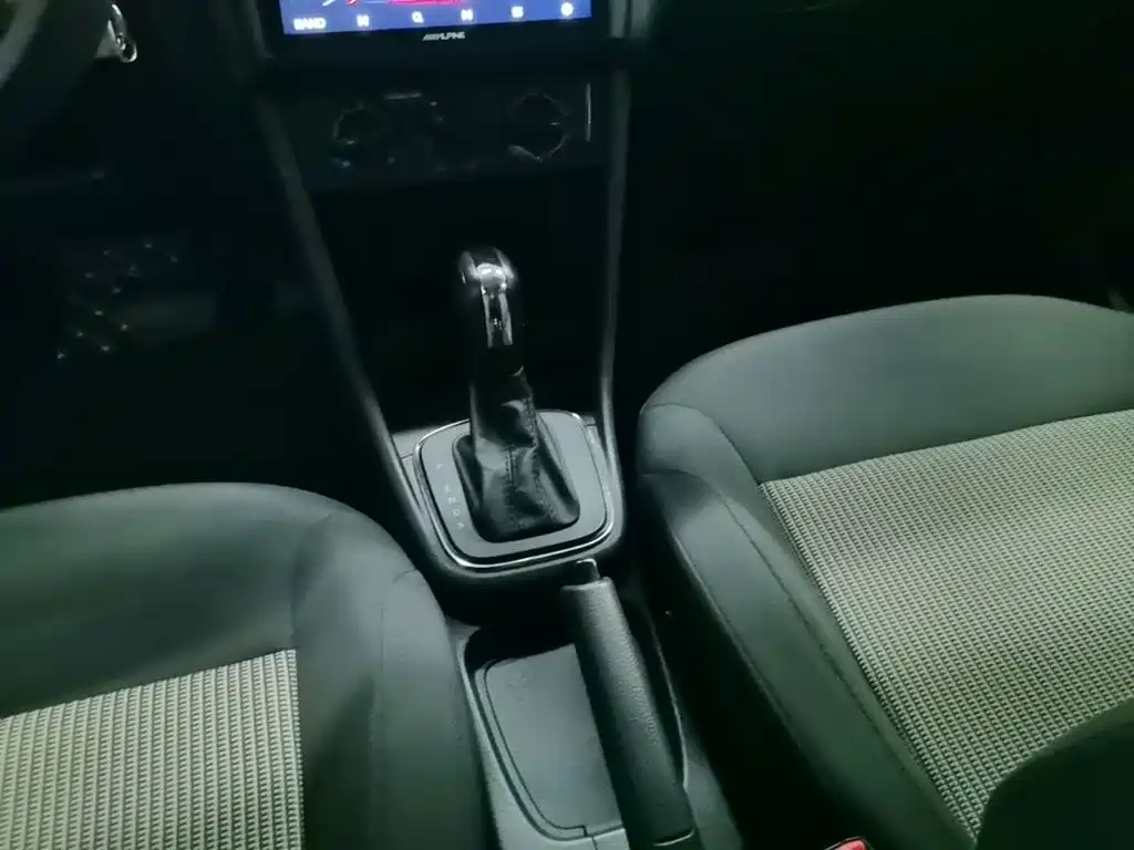 Volkswagen Polo — миниатюра 14