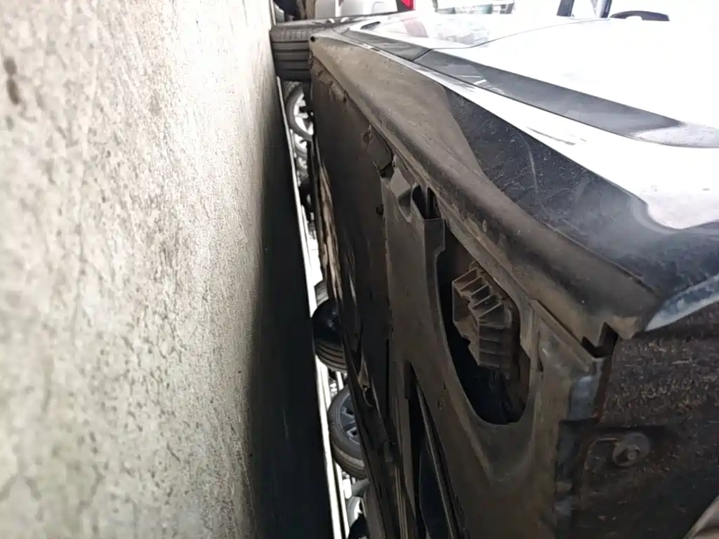 BMW 5 Series — миниатюра 22