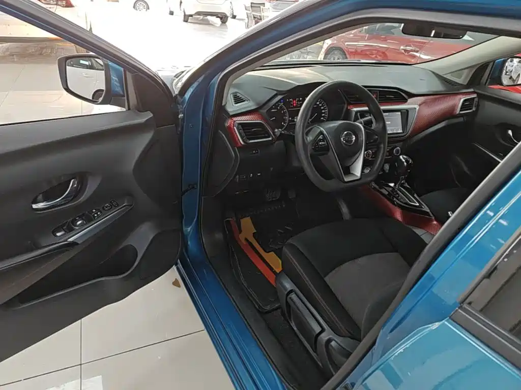 Nissan Bluebird — миниатюра 12