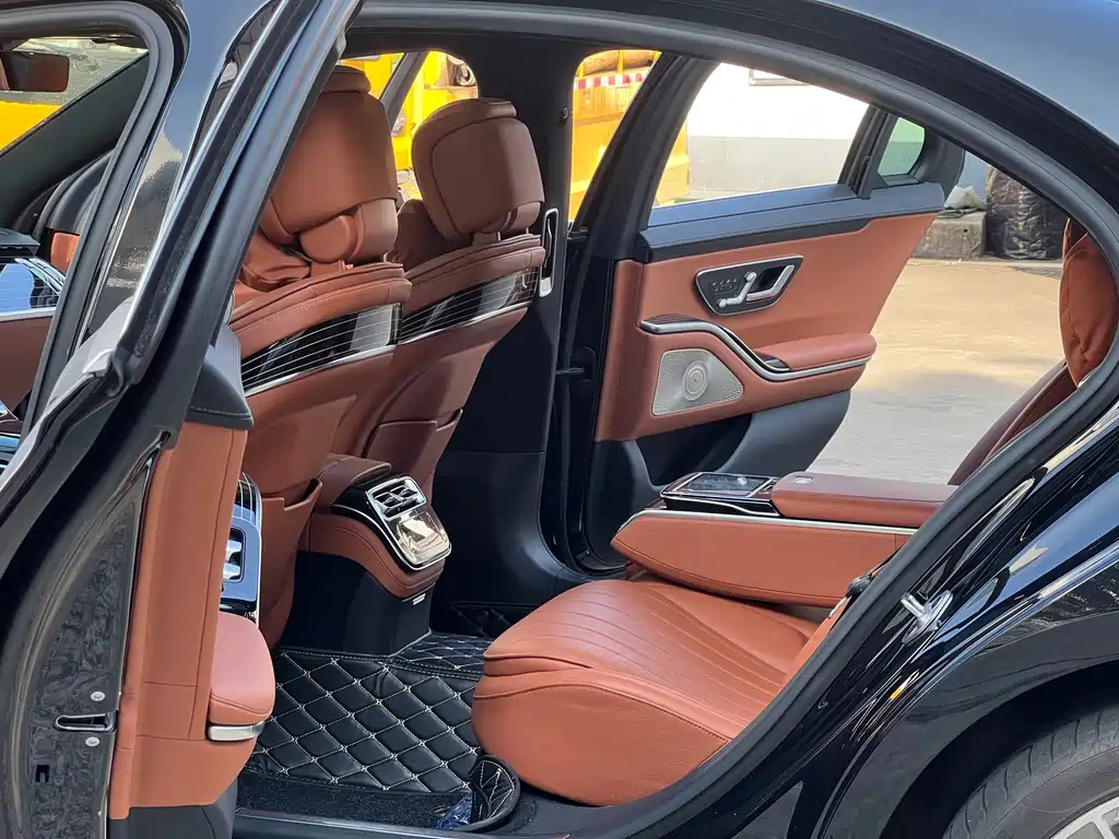Mercedes-Benz S-Class — миниатюра 8