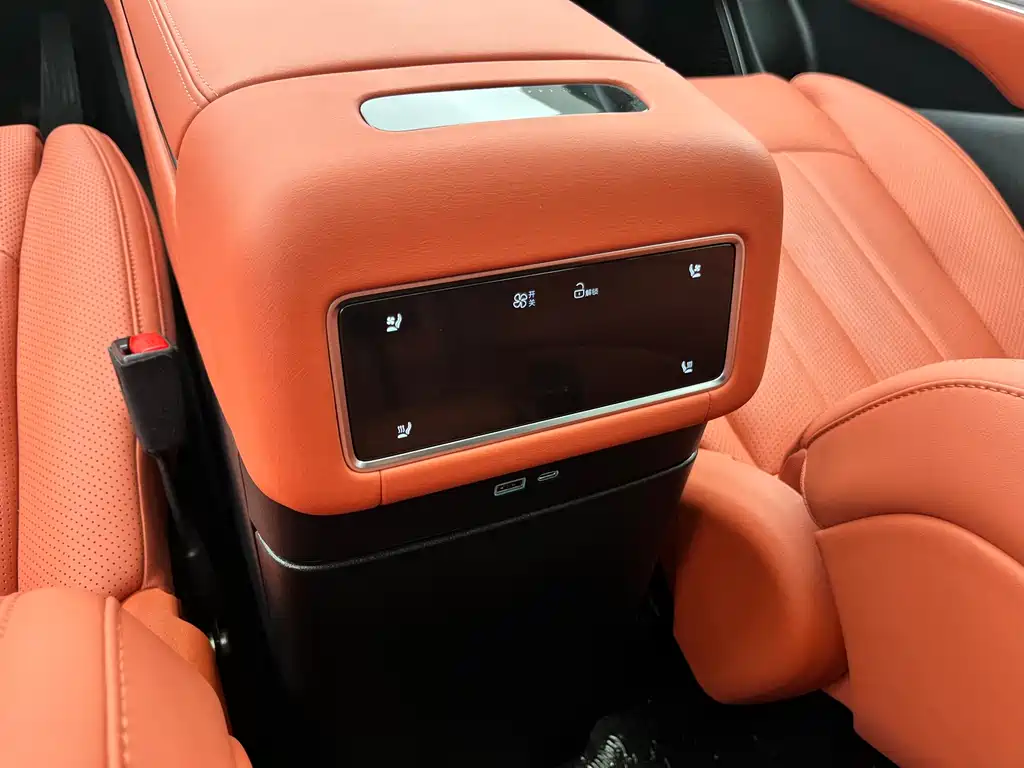 BYD Tang L — миниатюра 26