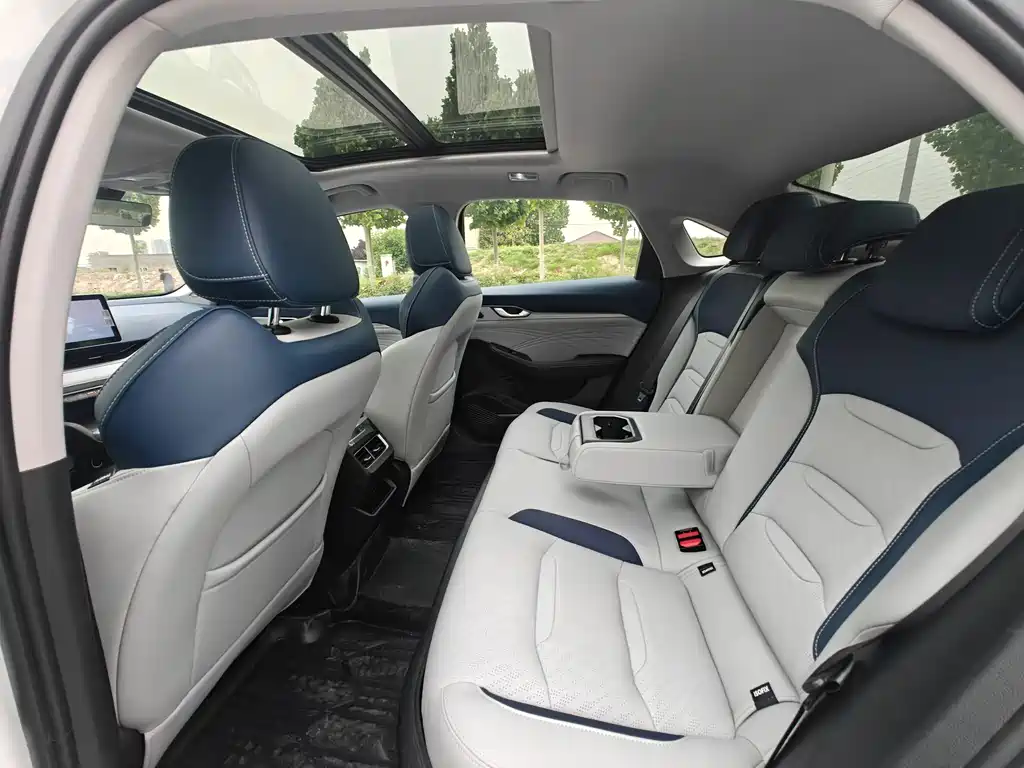 Geely Xingrui — миниатюра 8