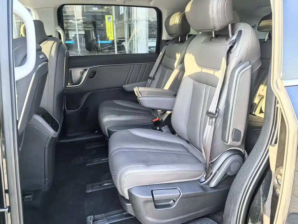 SAIC MAXUS EVERYONE 7