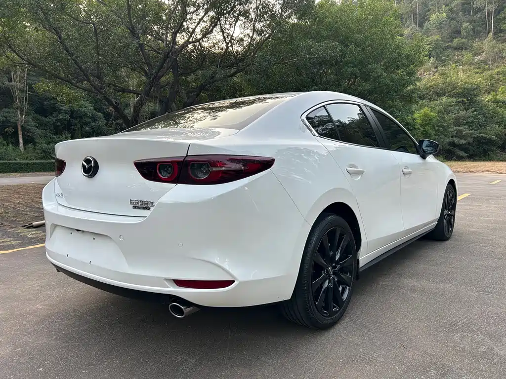 MAZDA 3 ANGKESAILA