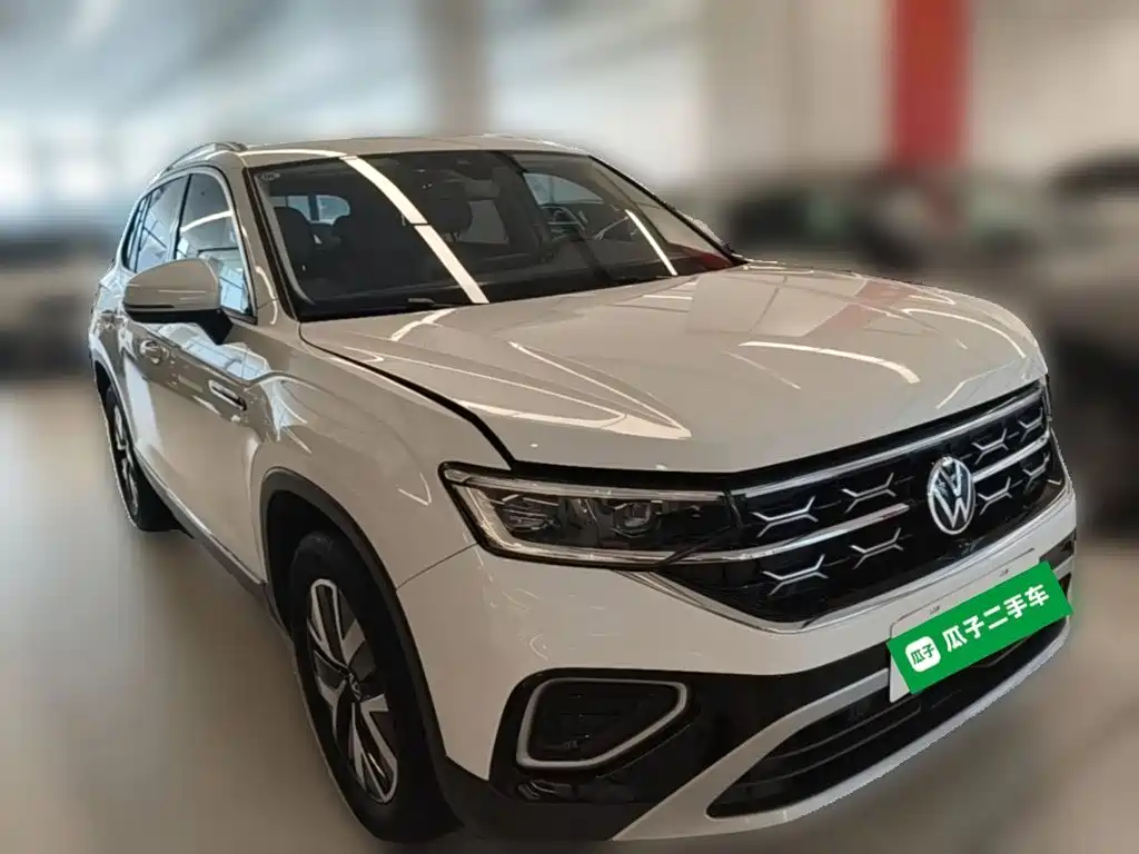 Volkswagen Tayron 2024 300TSI Luxury Plus