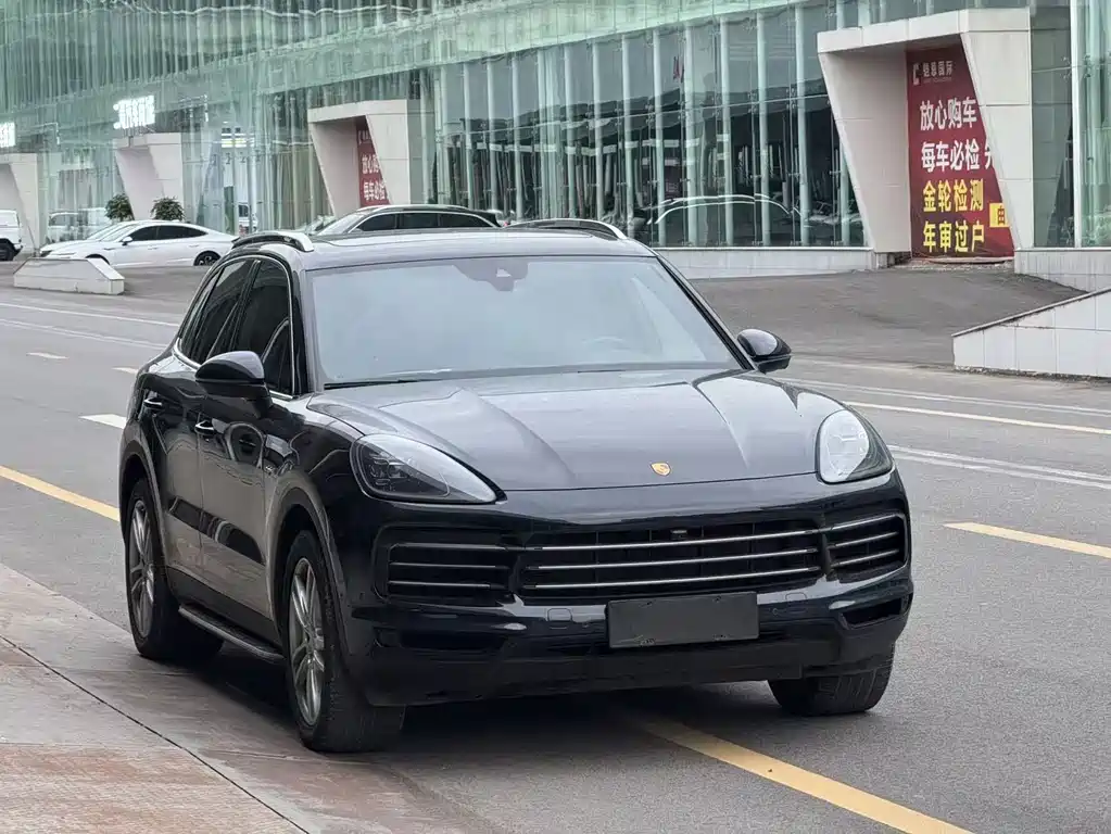 Porsche Cayenne Hybrid — миниатюра 3