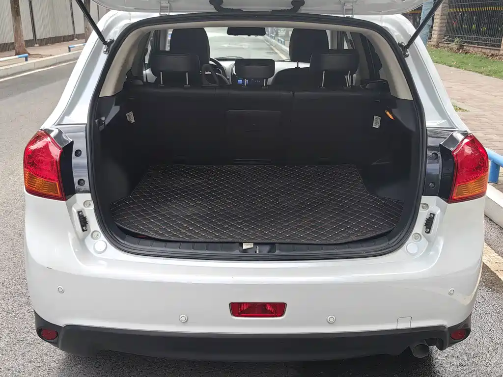 Mitsubishi ASX — миниатюра 10
