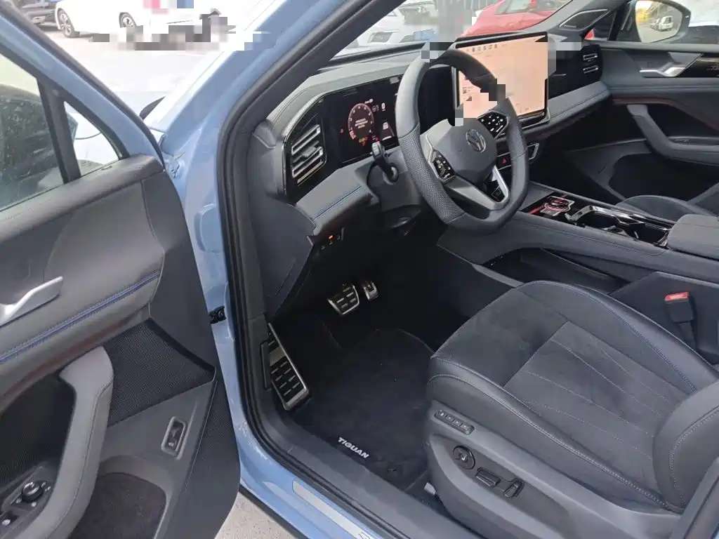 Volkswagen Tiguan L — миниатюра 17