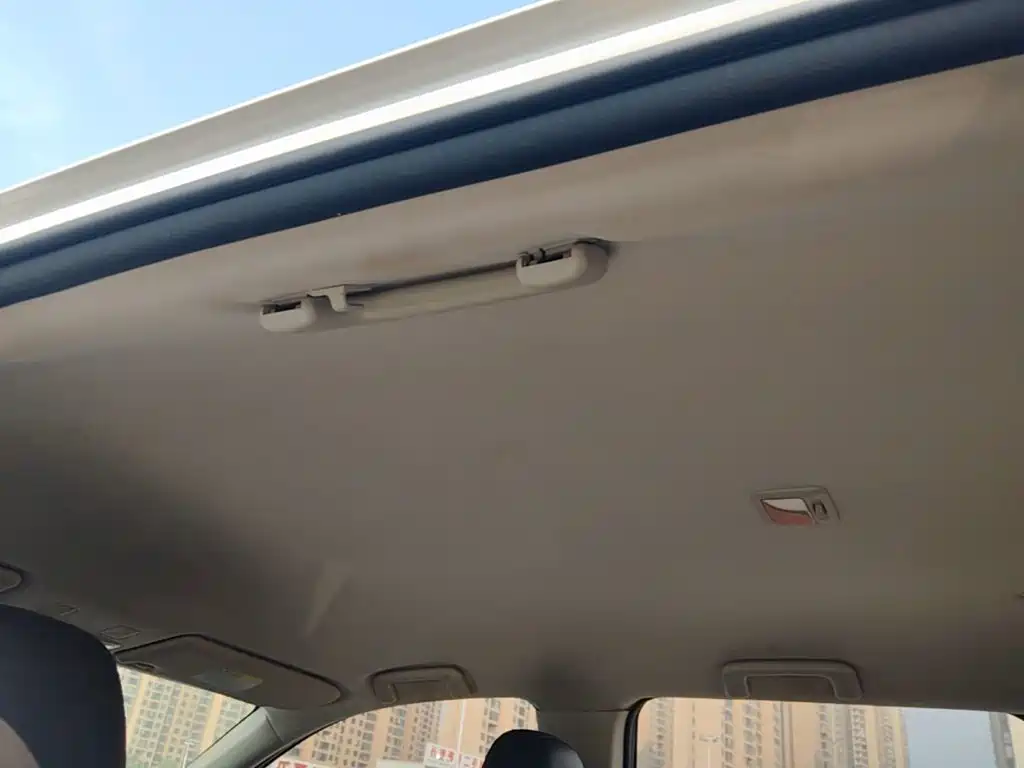 Mitsubishi Outlander — миниатюра 18