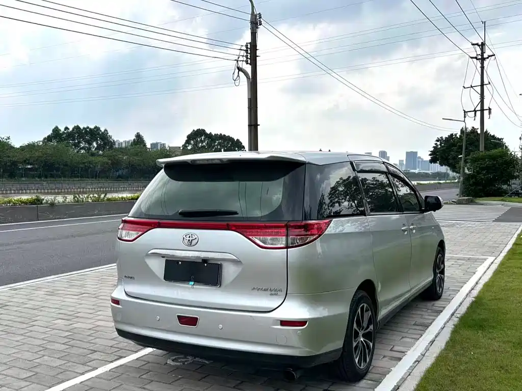 Toyota Previa 2012 2.4L 7 Luxury