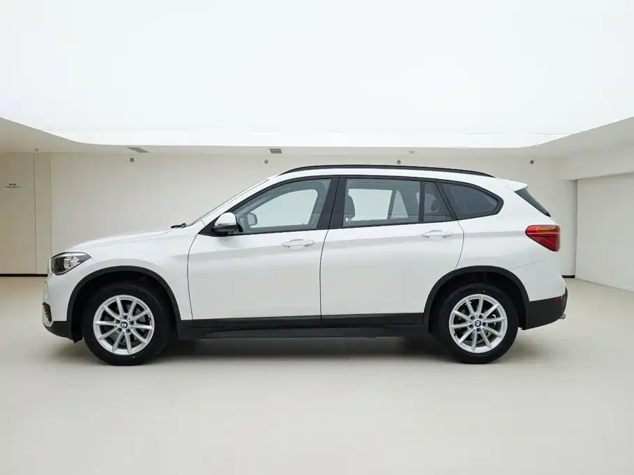 BMW X1 — миниатюра 3