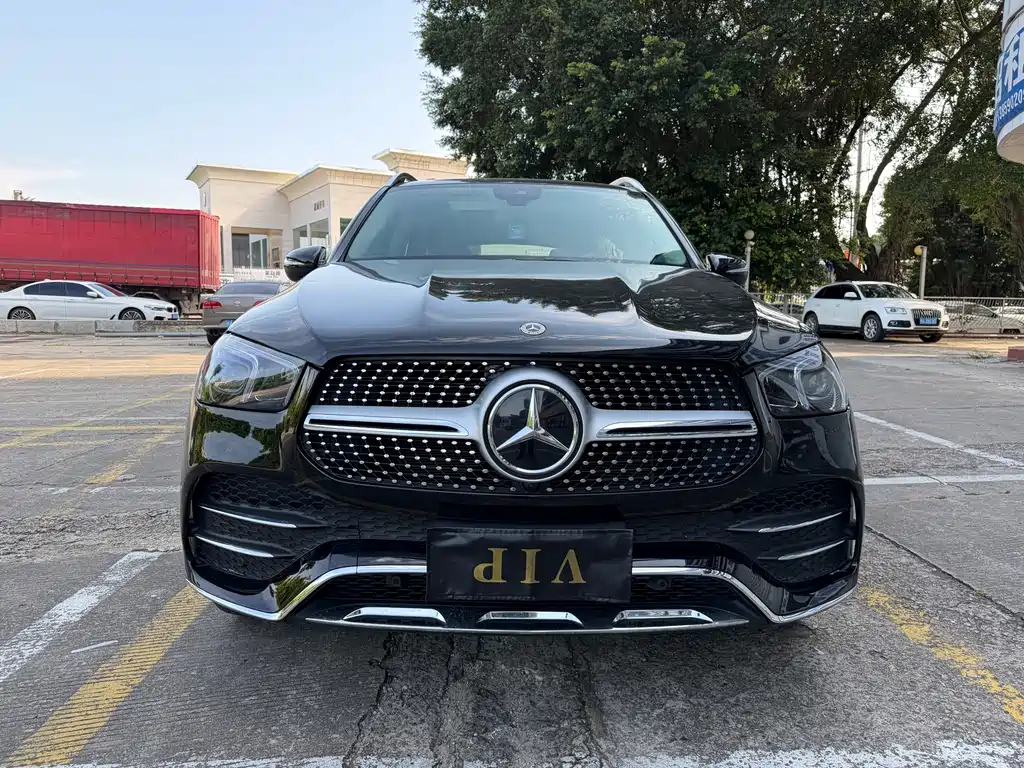 Mercedes-Benz GLE (Import) — миниатюра 2