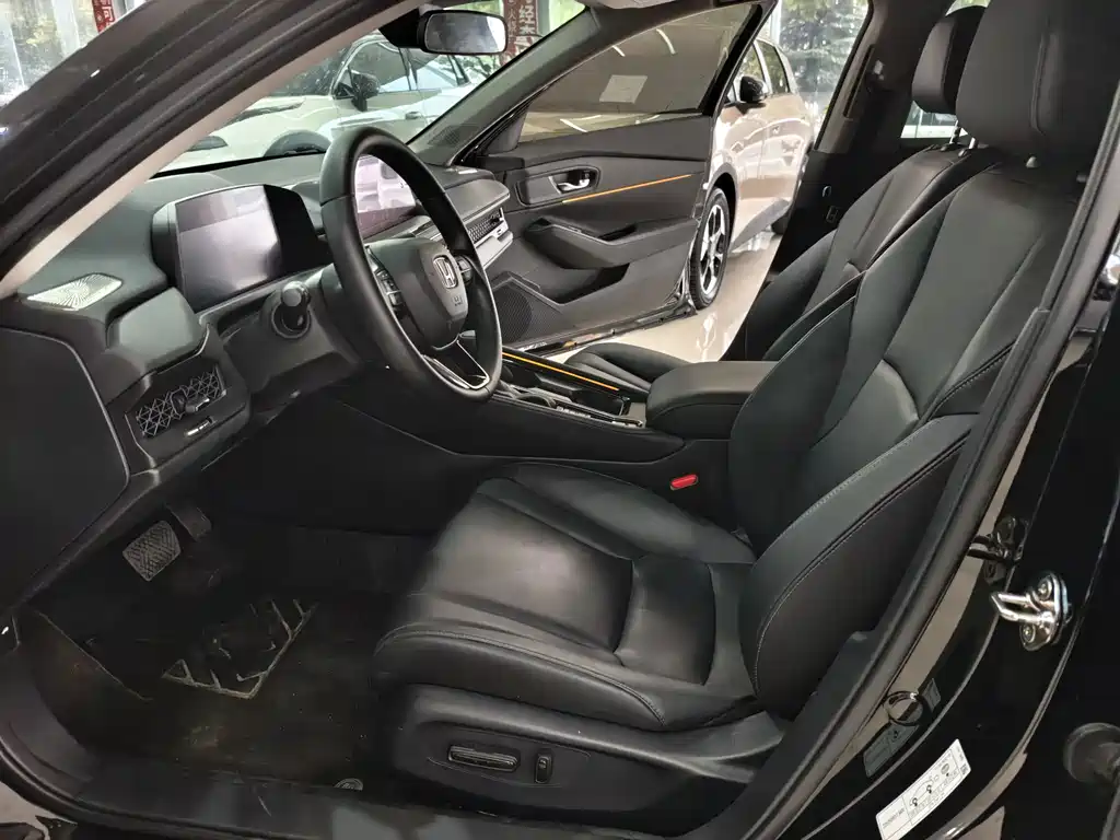 Honda Accord — миниатюра 7