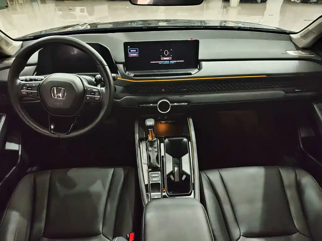 Honda Accord — миниатюра 8