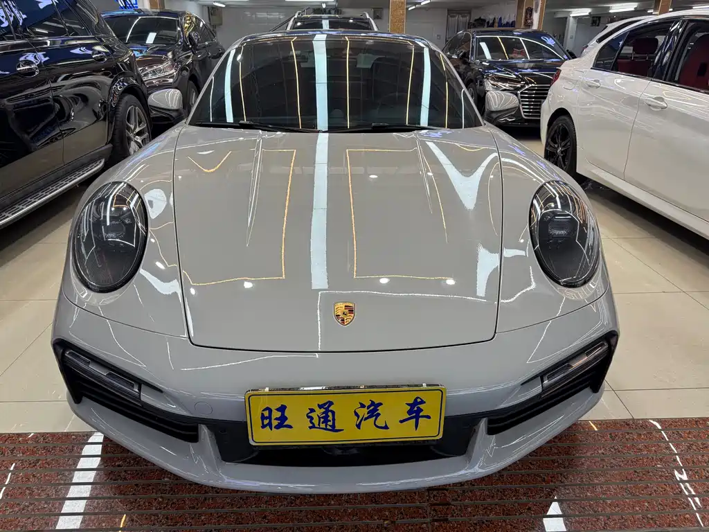 Porsche 911 2022 Turbo S 3.7T
