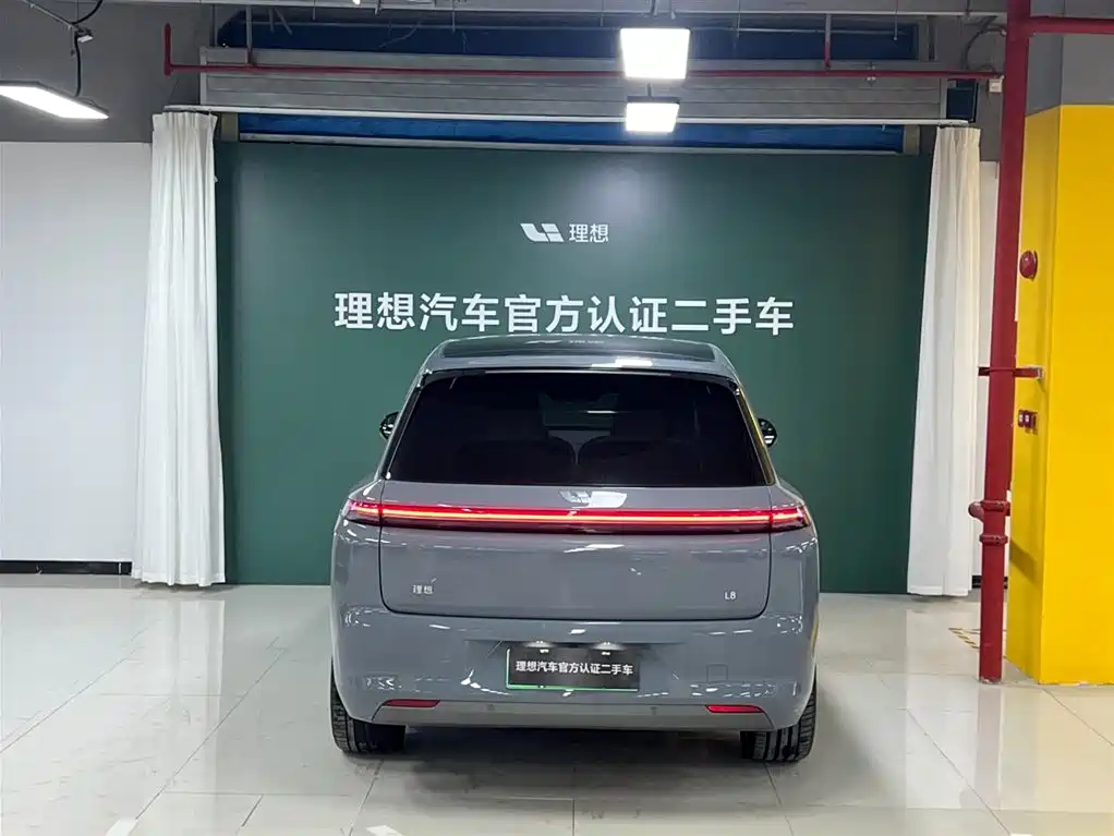 Li Auto L8 2025 Ultra