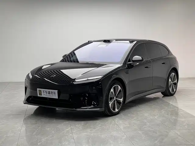 NIO ET5T