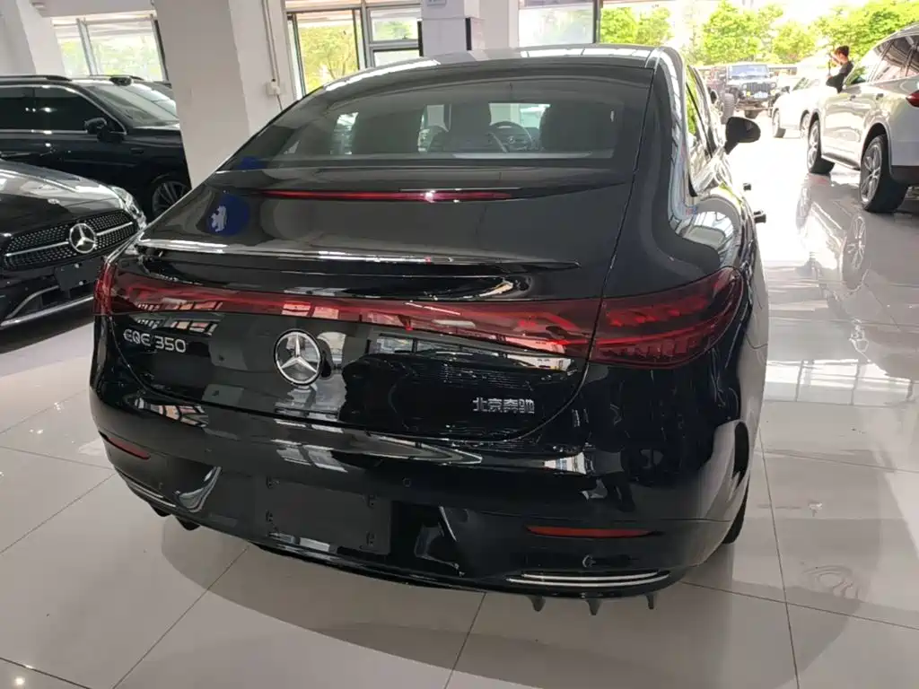 Mercedes-Benz EQE — миниатюра 6