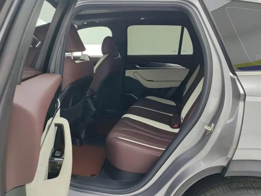 Geely Xingyue L — миниатюра 11
