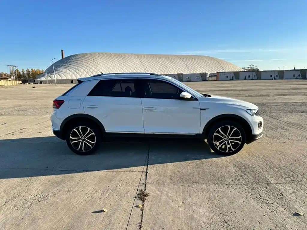 Volkswagen T-Roc — миниатюра 4