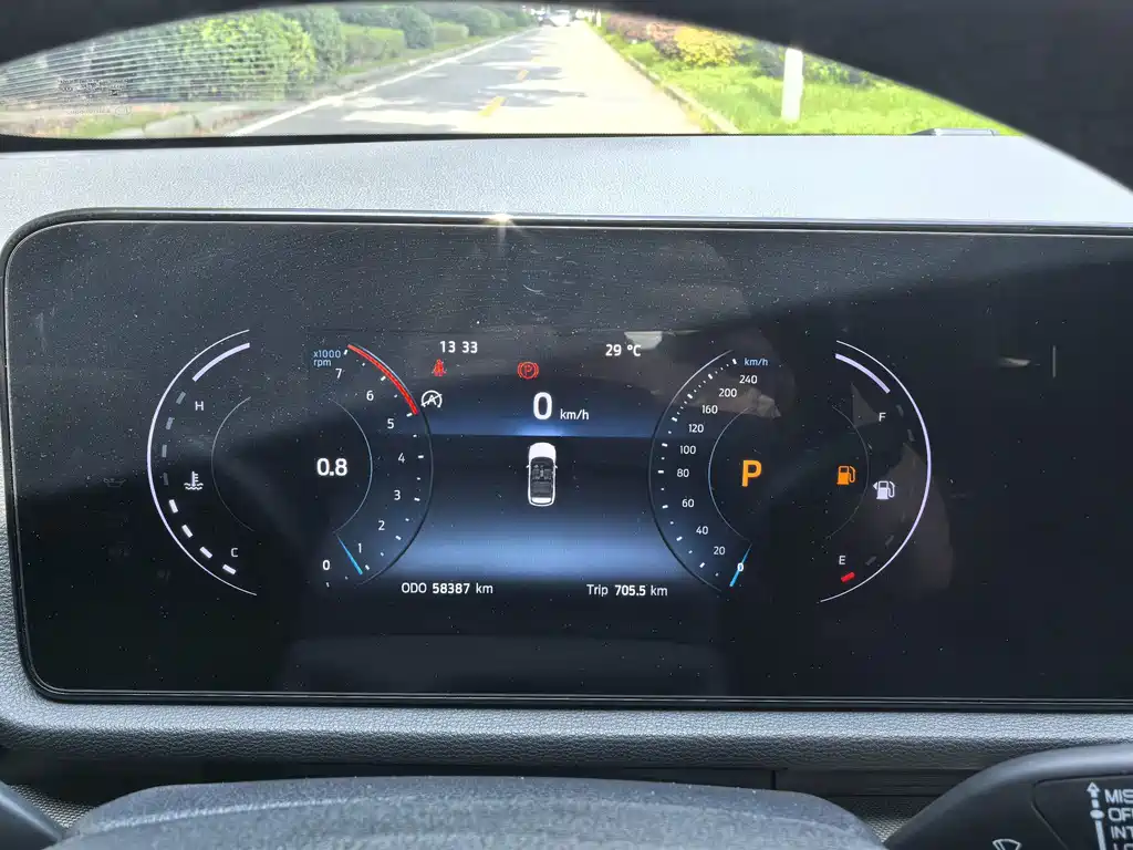 Ford Equator Sport — миниатюра 15