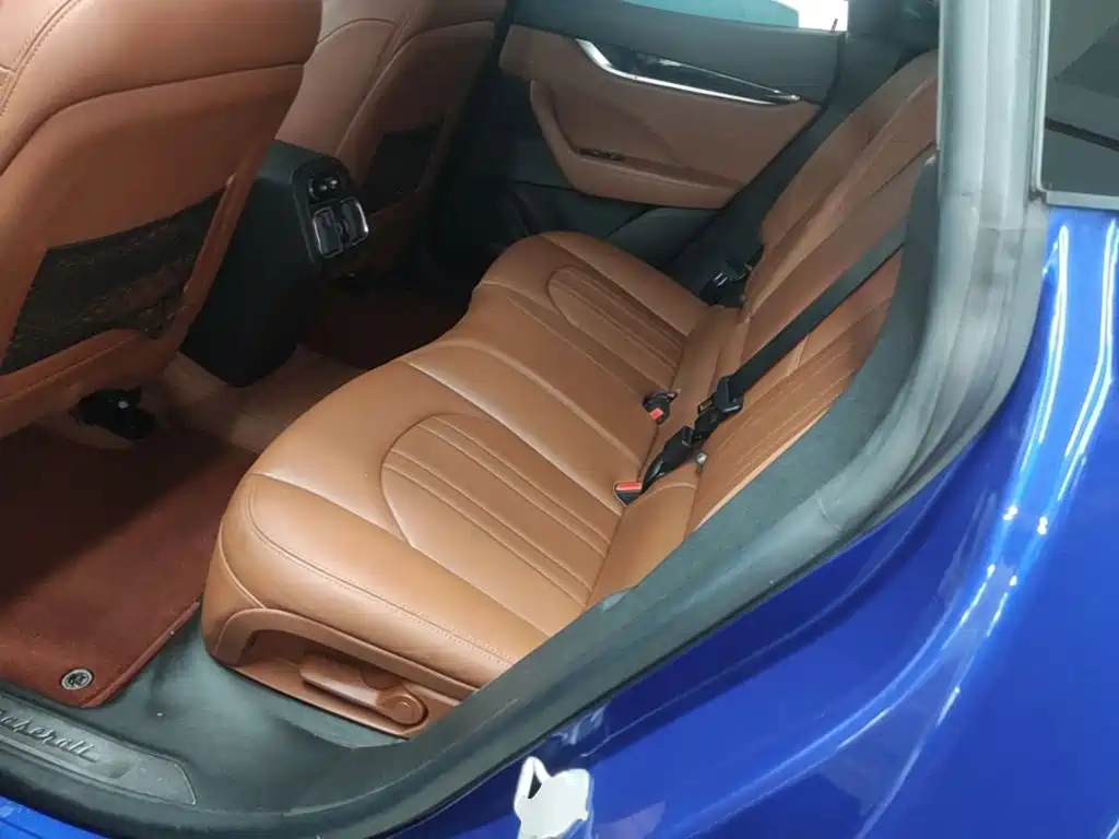 Maserati Levante — миниатюра 17