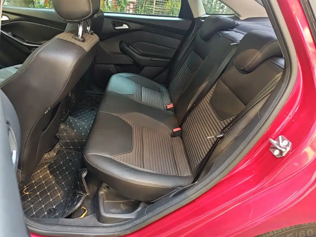 Ford Focus — миниатюра 17