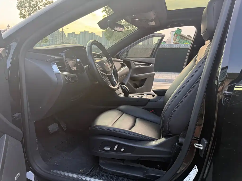 Cadillac XT5 — миниатюра 12