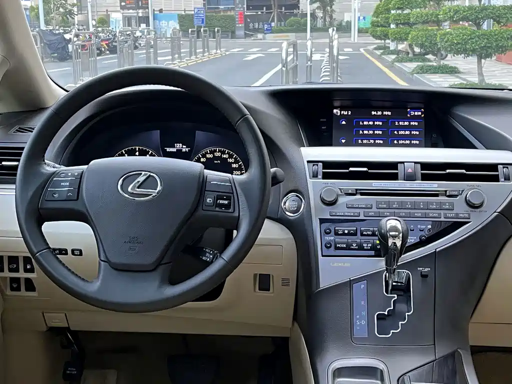 Lexus RX Classic — миниатюра 13
