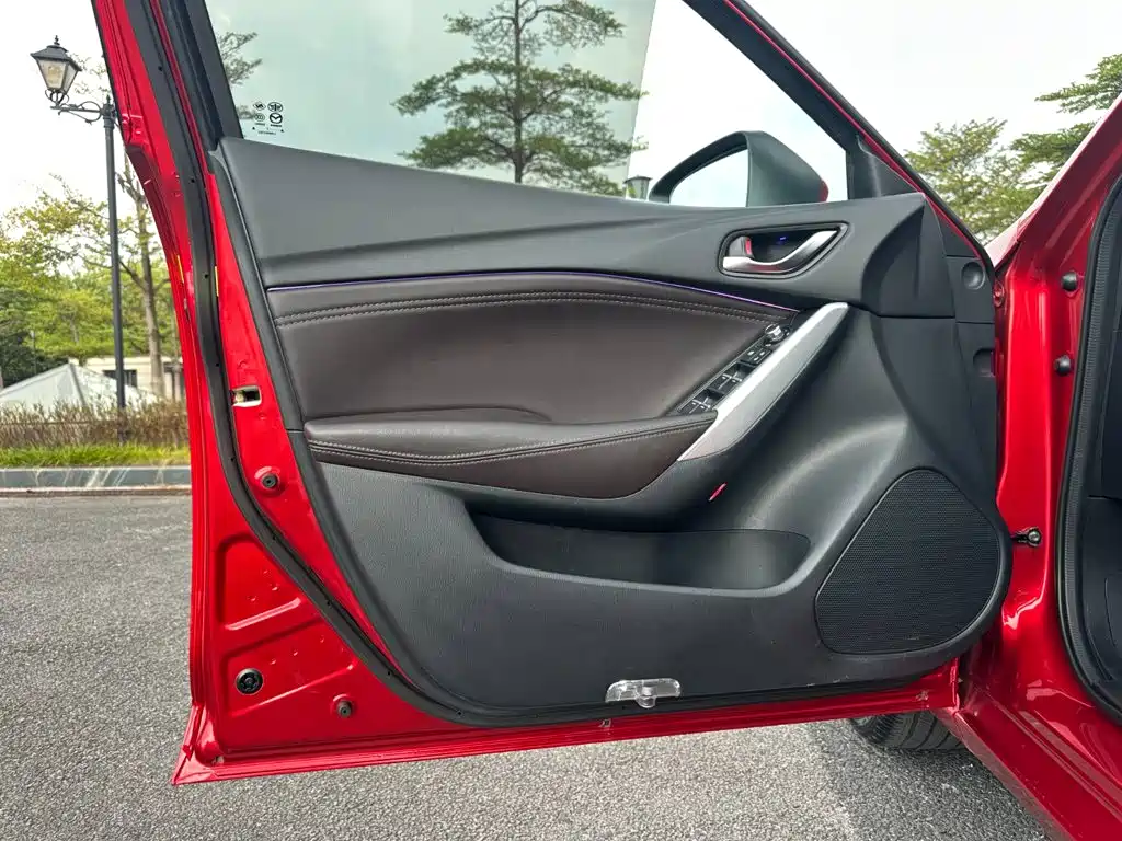 Mazda Atenza — миниатюра 4