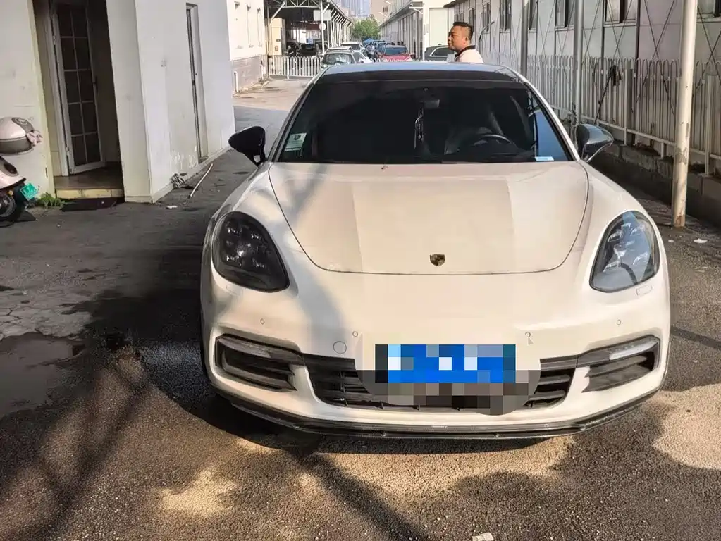 Porsche Panamera — миниатюра 7