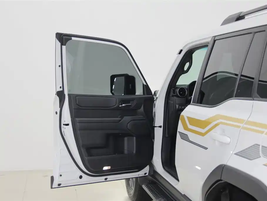 Toyota Land Cruiser Prado 2025 2.4T TX 5 мест