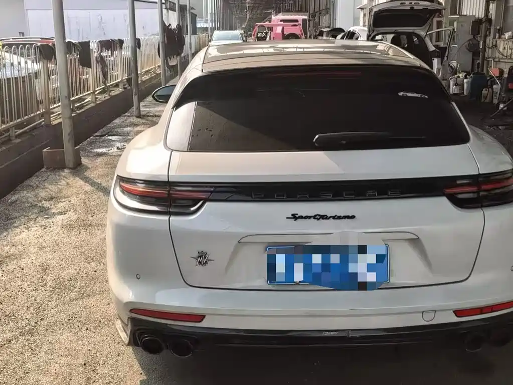 Porsche Panamera — миниатюра 8