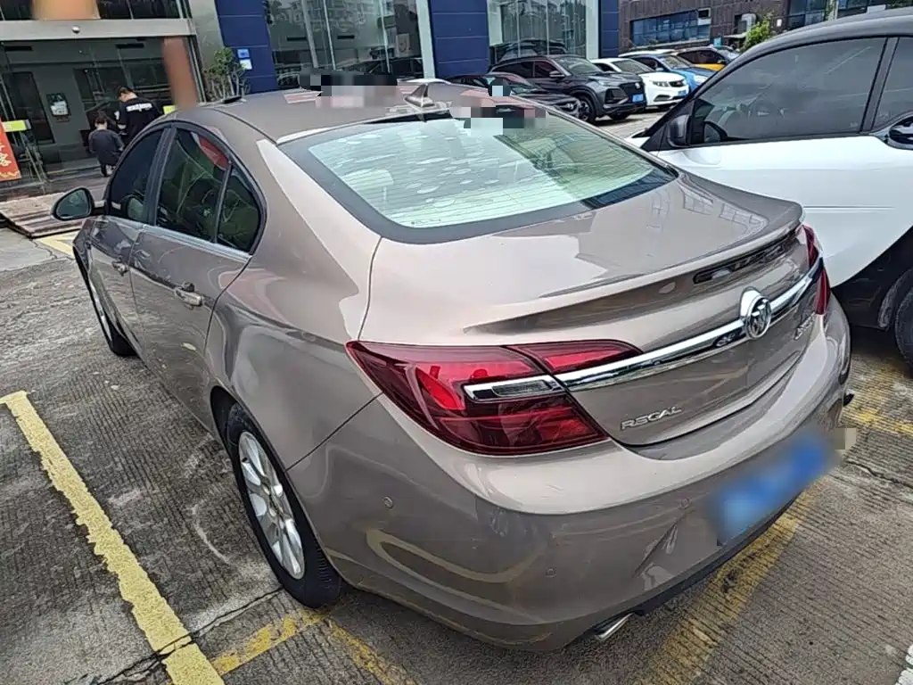 Buick Regal — миниатюра 5