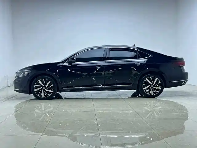 Volkswagen Passat — миниатюра 7