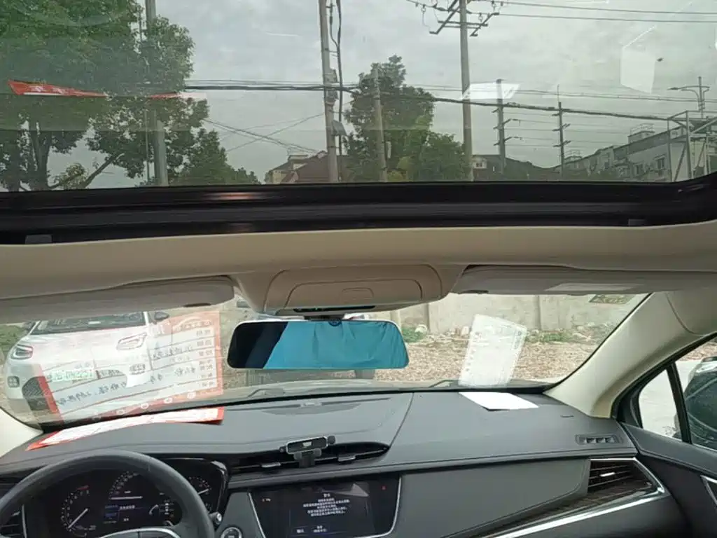 Cadillac XT5 — миниатюра 18