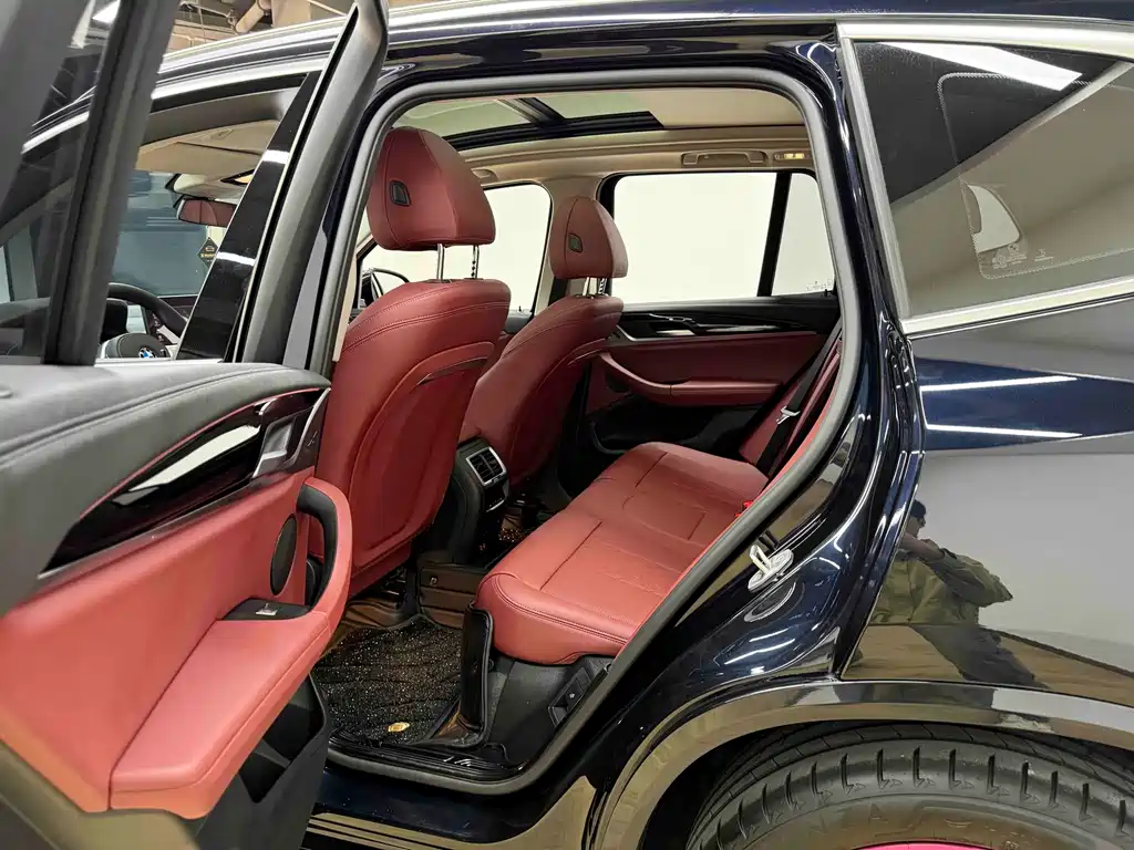 BMW X3 — миниатюра 15
