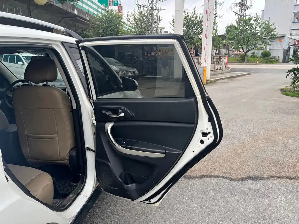 Changan CS35 — миниатюра 17