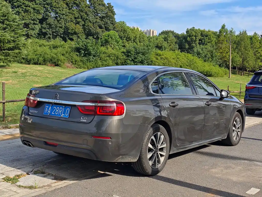 Citroen C6 — миниатюра 7