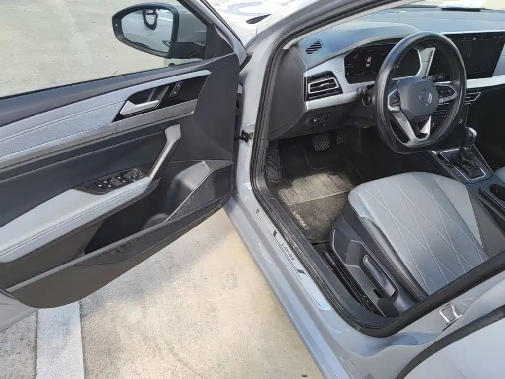Volkswagen Lavida — миниатюра 16