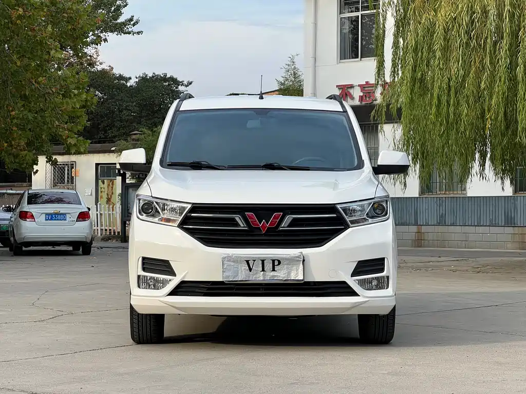 Wuling Hongguang — миниатюра 2