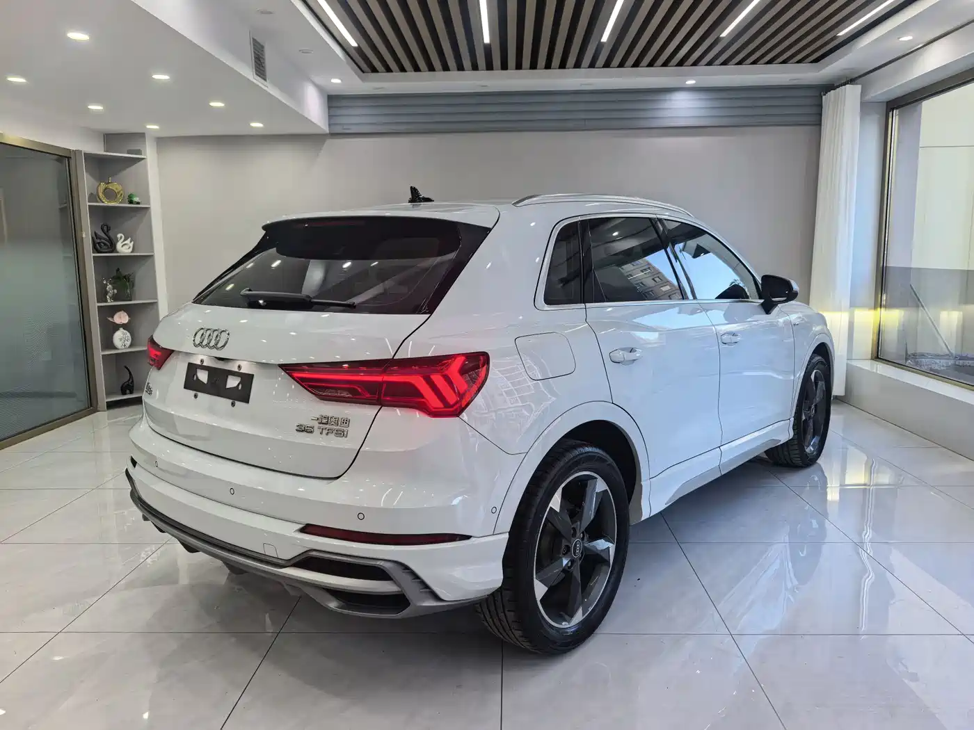 Audi Q3 2022 Белый из Китая, фото 4
