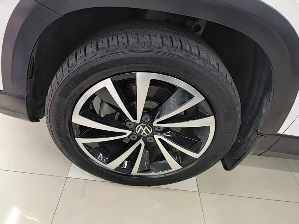 Volkswagen Tharu — миниатюра 23