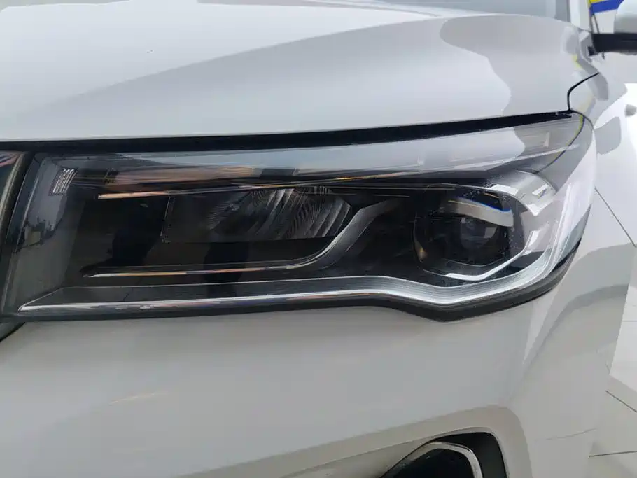 Geely Emgrand — миниатюра 5