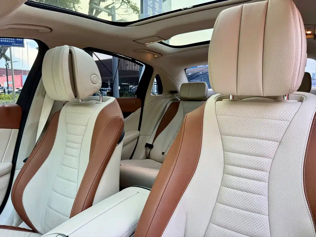 Mercedes-Benz E-Class — миниатюра 9