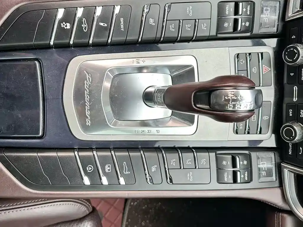 Porsche Panamera — миниатюра 16