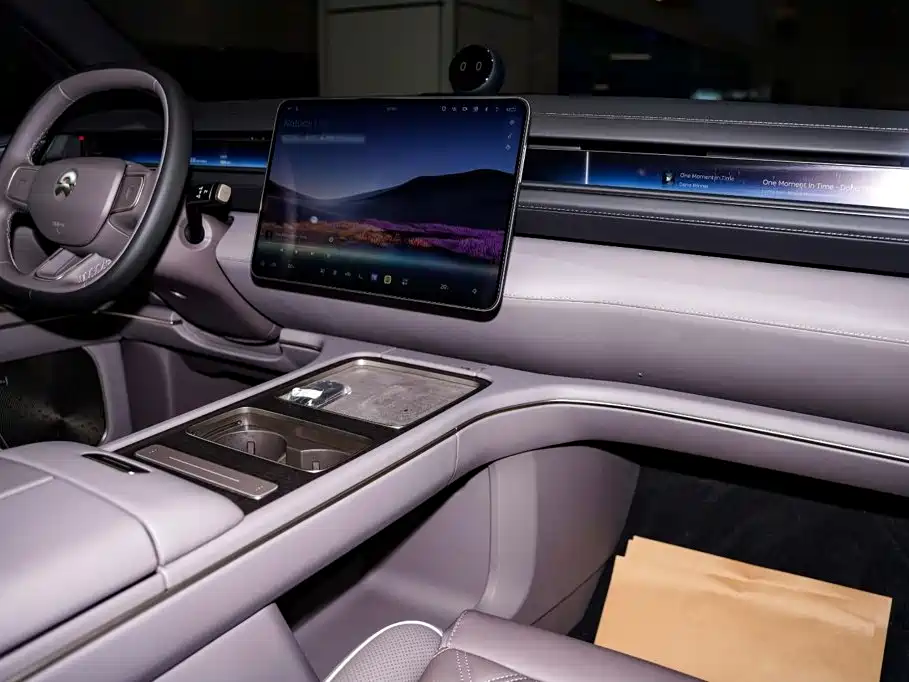 NIO ES8 — миниатюра 30